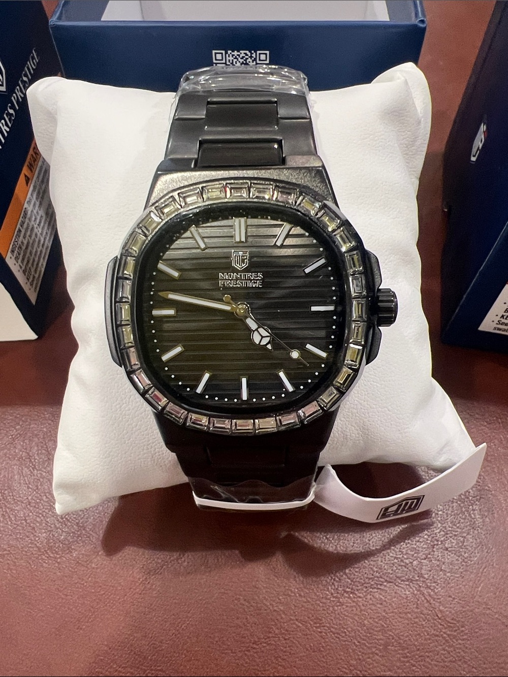 Montres Prestige Black Ion-Plated Men's Watch with Crystal Bezel MPW-0361 NWT